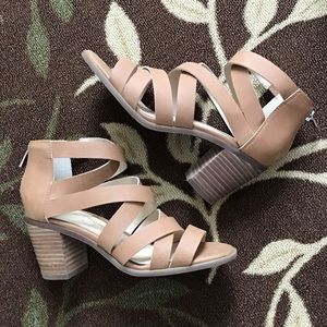 Jessica Simpson Kalania sandal block Heels Sz 6 M